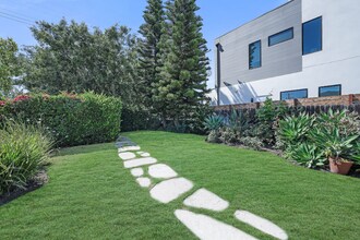 3574 Helms Ave in Culver City, CA - Building Photo - Building Photo