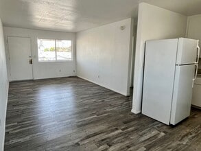 324 Zenith St in Chula Vista, CA - Building Photo - Building Photo