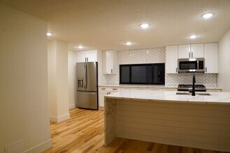 20 Kosciusko Way in Pittsburgh, PA - Building Photo - Building Photo