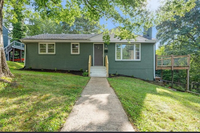 property at 101 Meadowview Dr