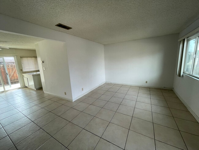 property at 1402 Jacqueline Pl