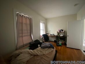 1283 Commonwealth Ave in Boston, MA - Building Photo - Building Photo