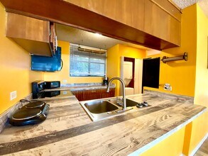 77-301-301 Noelani Way in Kailua Kona, HI - Building Photo - Building Photo