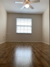 4304 Diamond Row in Weston, FL - Foto de edificio - Building Photo