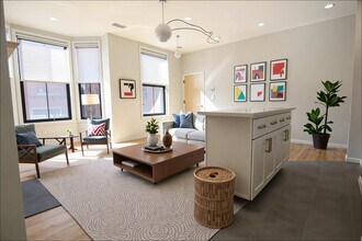 151 W Brookline St in Boston, MA - Building Photo - Building Photo