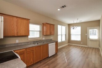 9810 Walnut Hill Dr in Providence Village, TX - Building Photo - Building Photo