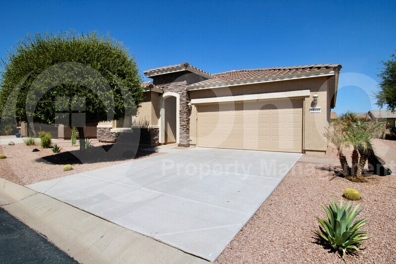 19869 N Monte Ln in Maricopa, AZ - Building Photo