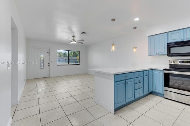 821 NW 41st St in Fort Lauderdale, FL - Building Photo - Building Photo