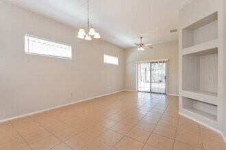 2415 N Avenida TABICA in Green Valley, AZ - Building Photo - Building Photo