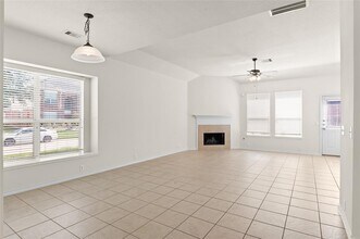 3003 Sedgeborough Dr in Houston, TX - Building Photo - Building Photo