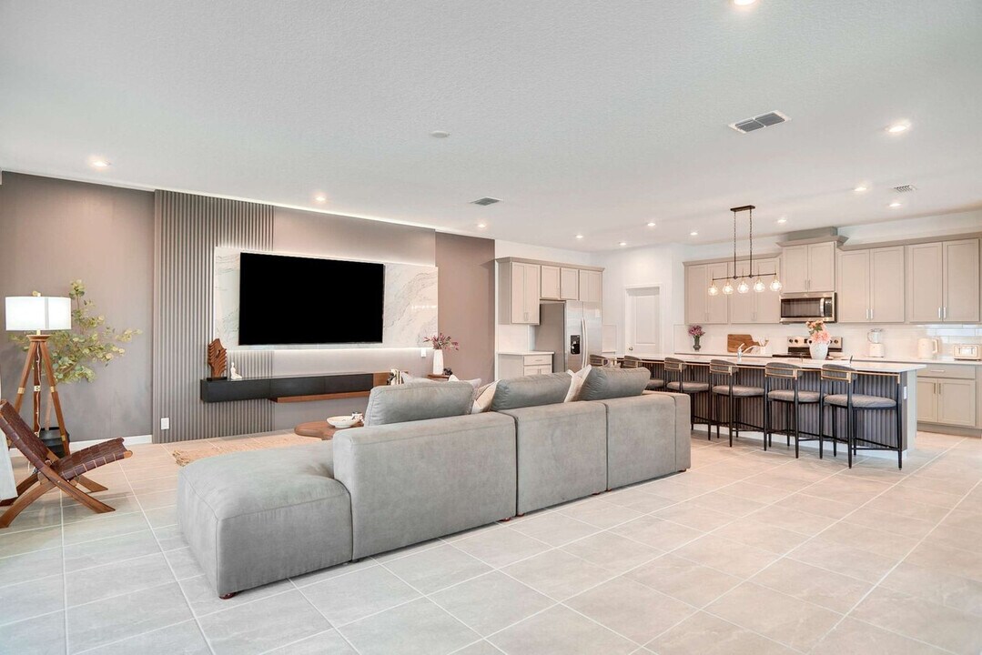 2341 Salty Winds Wy in Kissimmee, FL - Building Photo