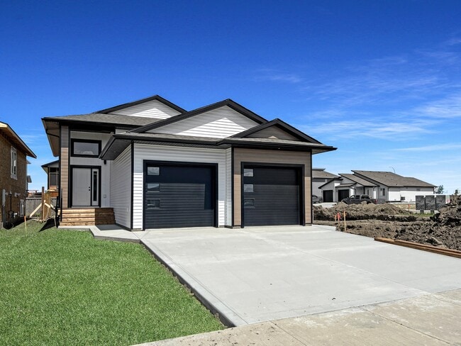 property at 10201-10126 126 Ave