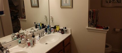 22886 Chestnut Oak Terrace in Sterling, VA - Building Photo - Building Photo