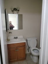 4364 W 133rd St, Unit C in Hawthorne, CA - Foto de edificio - Building Photo