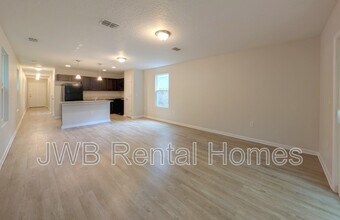 8616 Galveston Ave in Jacksonville, FL - Foto de edificio - Building Photo