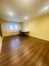 1072 E 85th St in Brooklyn, NY - Building Photo - Building Photo