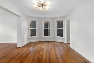 36 Maple St in New Haven, CT - Building Photo - Building Photo