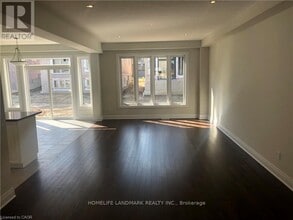 295 Chokecherry Cres in Waterloo, ON - Building Photo - Building Photo