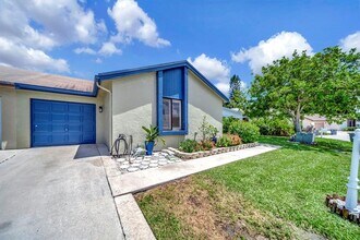 9743 Saratoga Park Ct in Boca Raton, FL - Building Photo - Building Photo