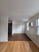 222 Lockart Terrace, Unit 1st Floor in Philadelphia, PA - Foto de edificio - Building Photo