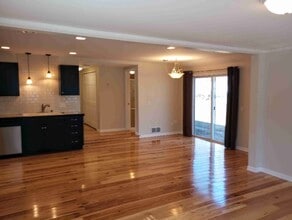 7001 230th Ave NE in Stacy, MN - Foto de edificio - Building Photo