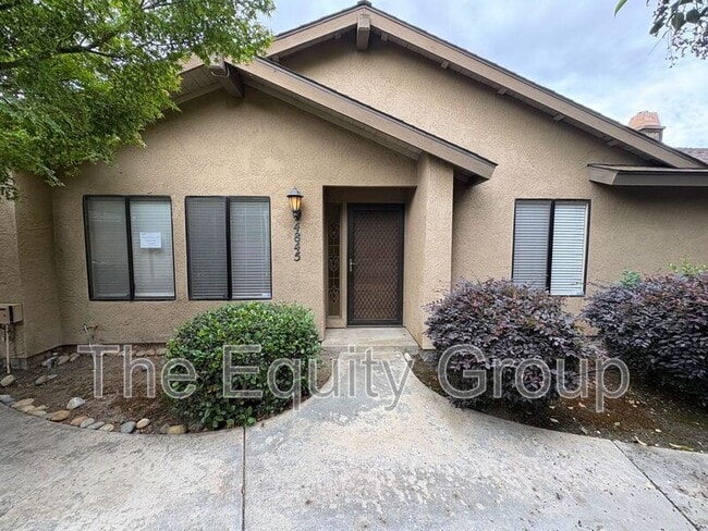 4845 W Cypress Ave