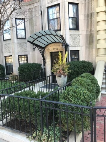 56 Commonwealth Ave, Unit 63 in Boston, MA - Building Photo