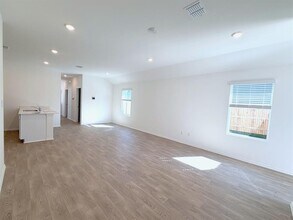 202 Constanza Trl in Bastrop, TX - Building Photo - Building Photo