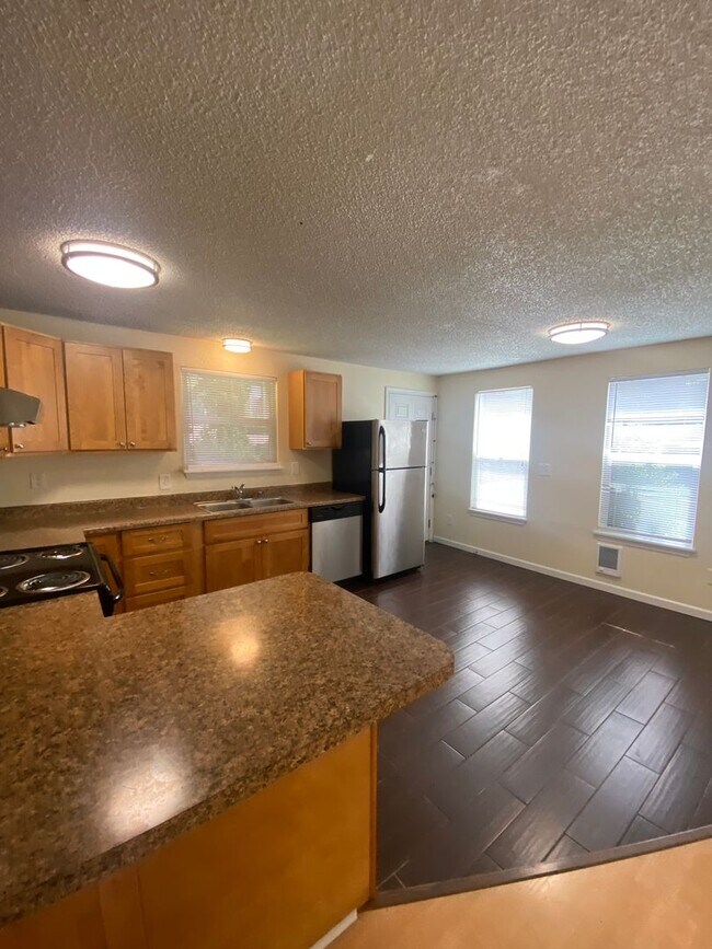 5213 S Orchard St-Unit -S166-B in Tacoma, WA - Foto de edificio - Building Photo