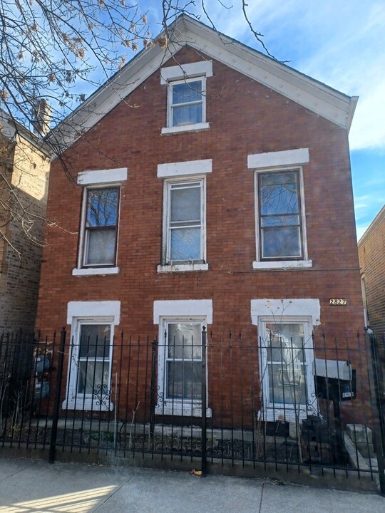 2827 S Christiana Ave-Unit -1 in Chicago, IL - Building Photo