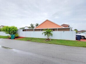 12989 SW 251st Terrace in Homestead, FL - Building Photo - Building Photo