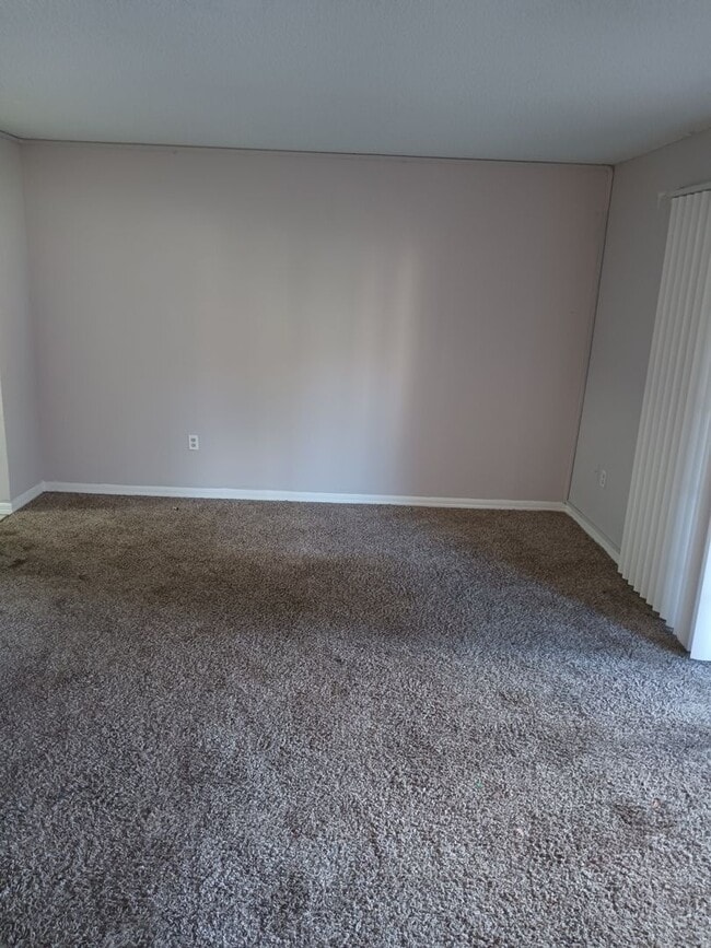 4189 Versailles Dr in Orlando, FL - Building Photo - Building Photo