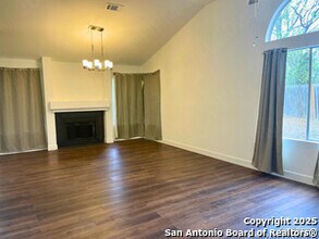 7727 Broken Arrow in Converse, TX - Building Photo - Building Photo