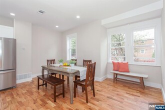 2389 3rd St in Fort Lee, NJ - Building Photo - Building Photo