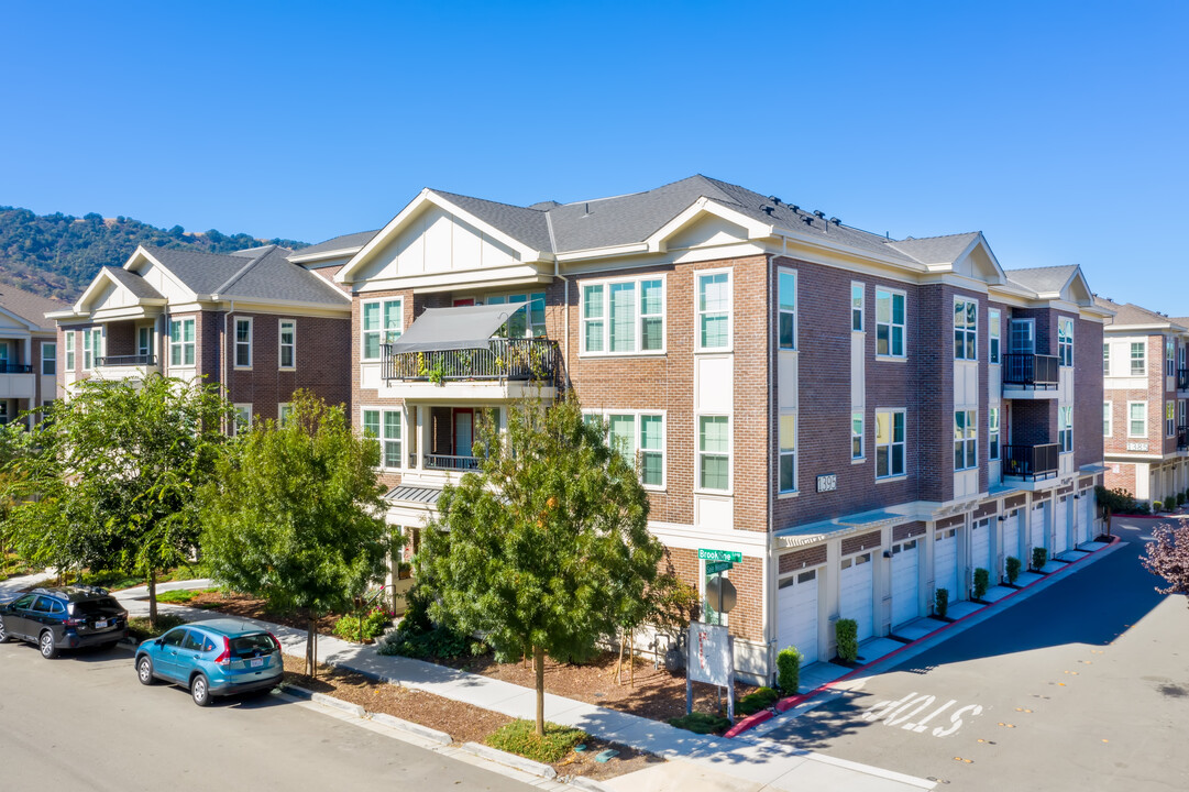 The Mason Flats in Pleasanton, CA - Building Photo