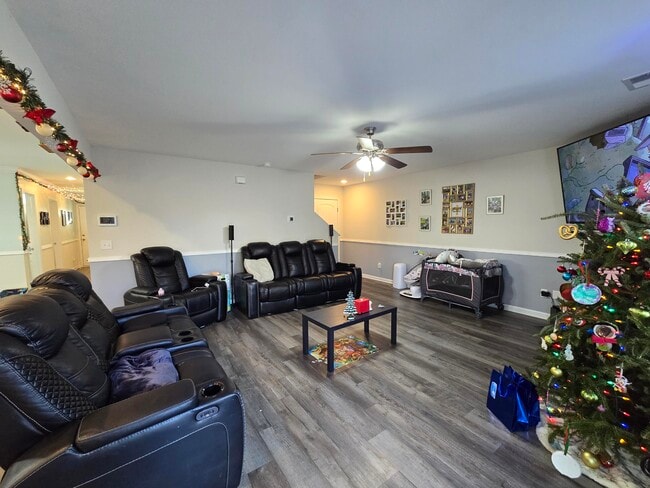 335 Niblick Dr in Sumter, SC - Building Photo - Building Photo