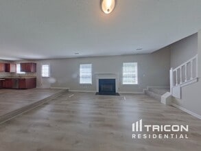 6120 Red Top Loop in Fairburn, GA - Building Photo - Building Photo