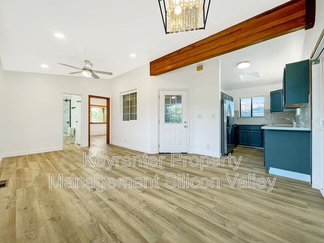 property at 1102 Audrey Ave