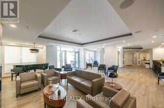 10 Delisle Ave in Toronto, ON - Building Photo - Building Photo