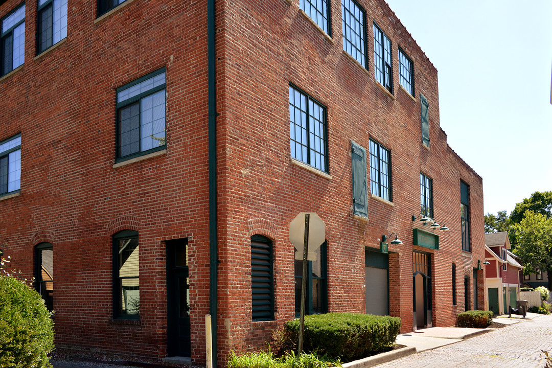 Lockerbie Flats in Indianapolis, IN - Foto de edificio