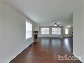 1073 Castlerock Dr in Clarksville, TN - Building Photo - Building Photo