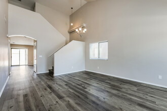 3252 W Huntington Dr in Phoenix, AZ - Building Photo - Building Photo