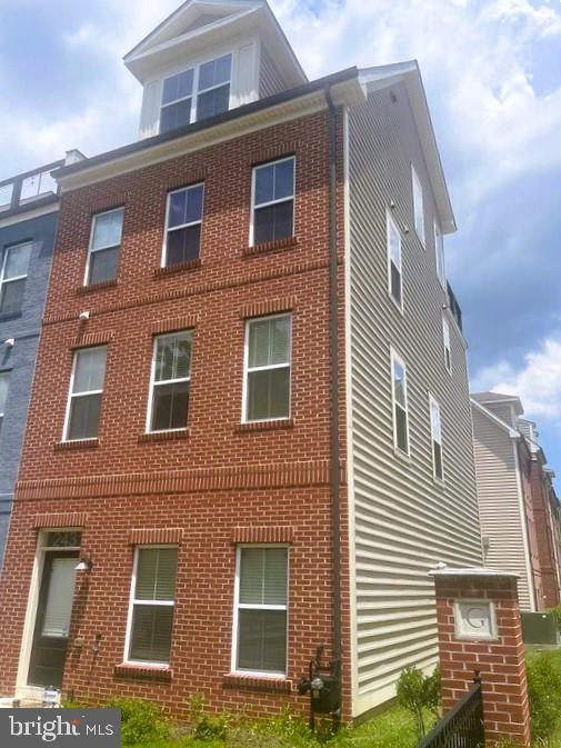 property at 2431 Glenallan Ave