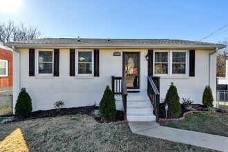 3365 Hospital Ln in Nashville, TN - Building Photo - Building Photo