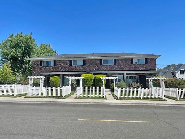 485 Walker Ave in Reno, NV - Building Photo - Building Photo