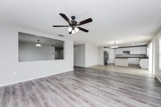 13548 Pitanga St in Clermont, FL - Building Photo - Building Photo