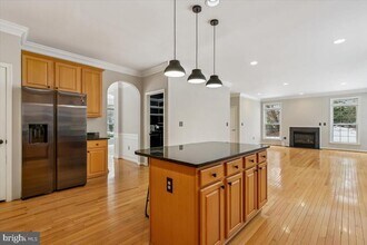 3 Big Oak Ct in Rockville, MD - Building Photo - Building Photo