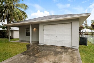 1680 19th St SW in Vero Beach, FL - Building Photo - Building Photo