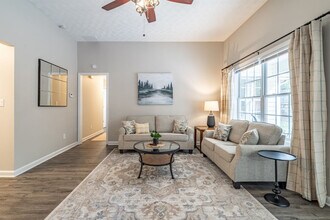 104 Kingston Pointe Dr in Kingston, GA - Building Photo - Building Photo