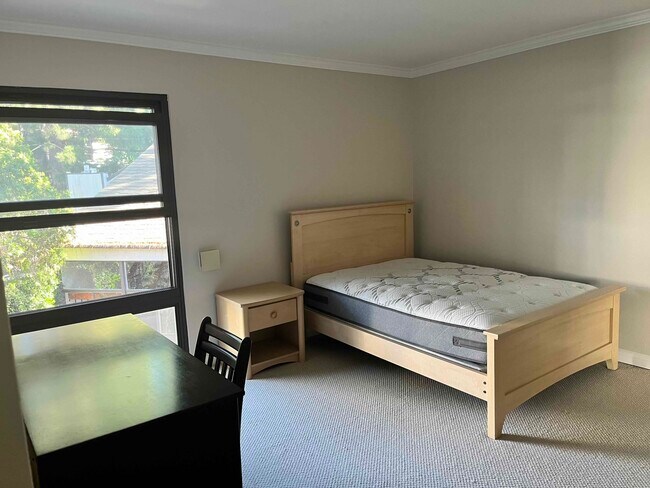 7740 Redlands St, Unit M2069 in Playa Del Rey, CA - Building Photo - Building Photo